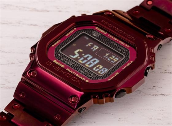 卡西歐G-Shock GMWB5000RD-4紅色金屬手表    